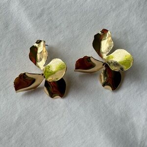Revolve Shashi Hyacinthe Earrings